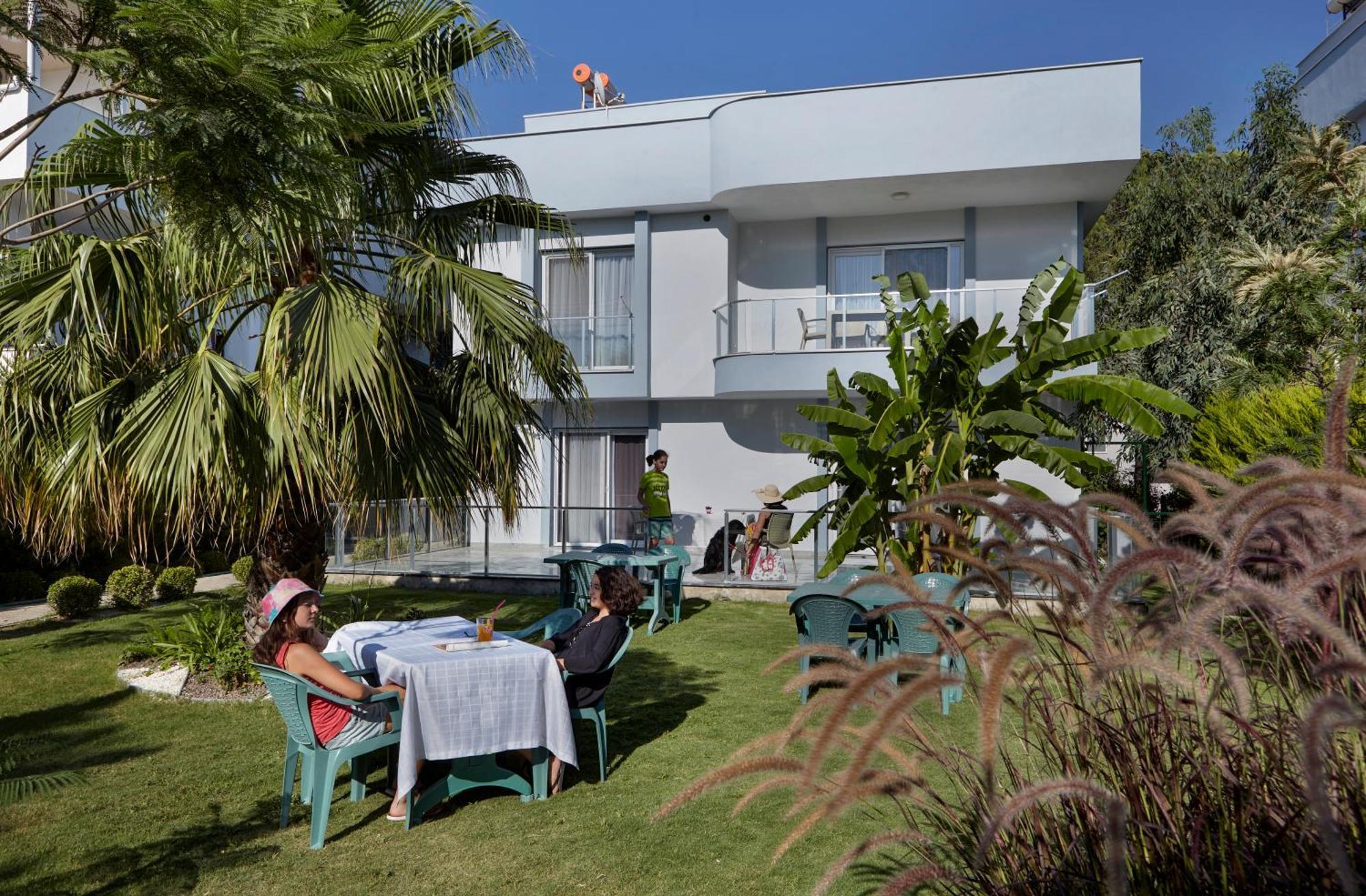 Palmiyem Apart Otel เซเฟริฮิซาร์ ภายนอก รูปภาพ
