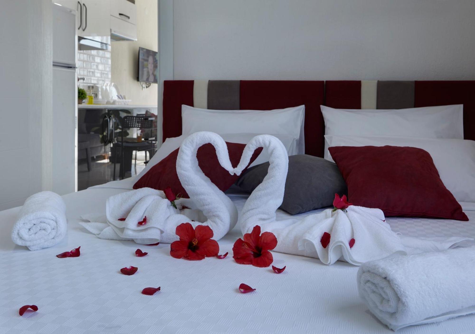 Palmiyem Apart Otel เซเฟริฮิซาร์ ภายนอก รูปภาพ